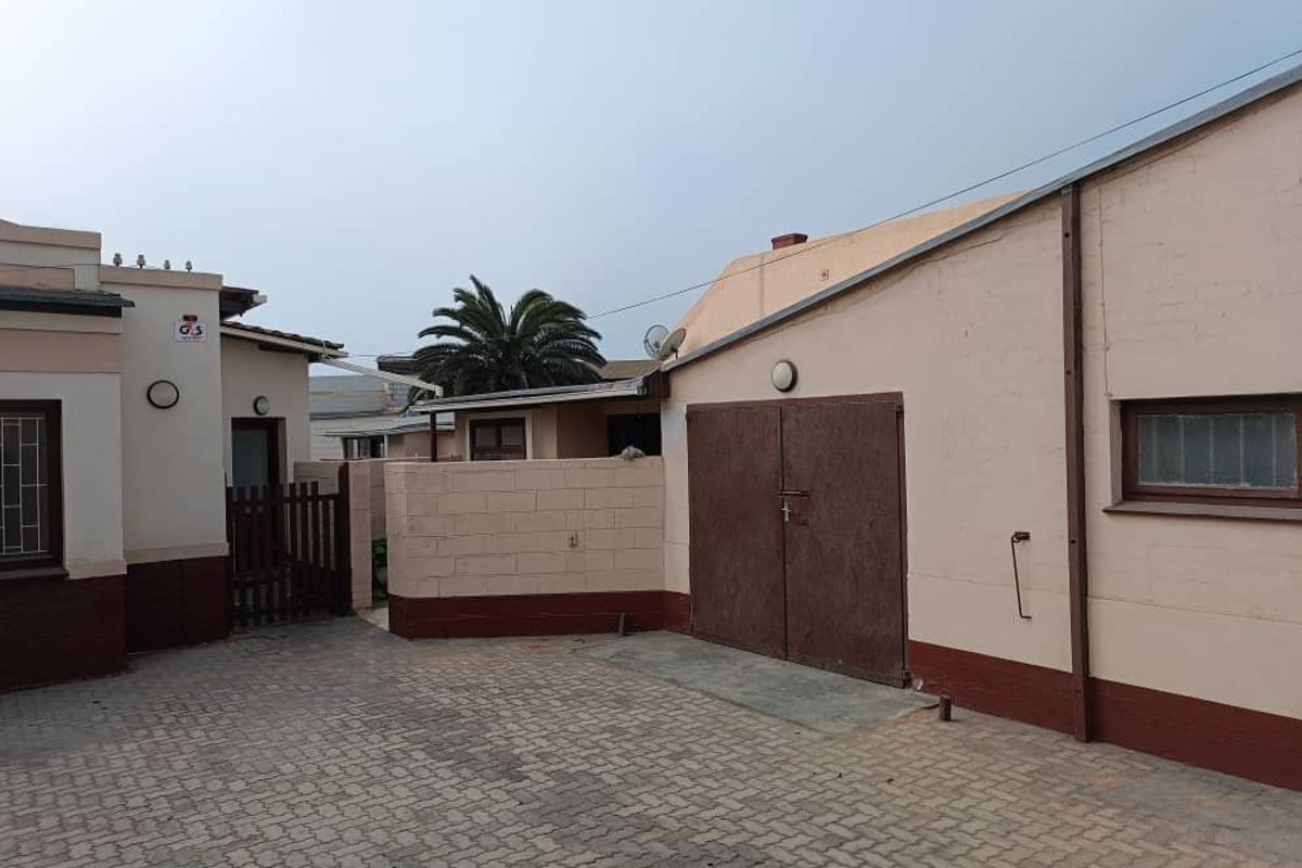 Prime Central Property - Photo 3