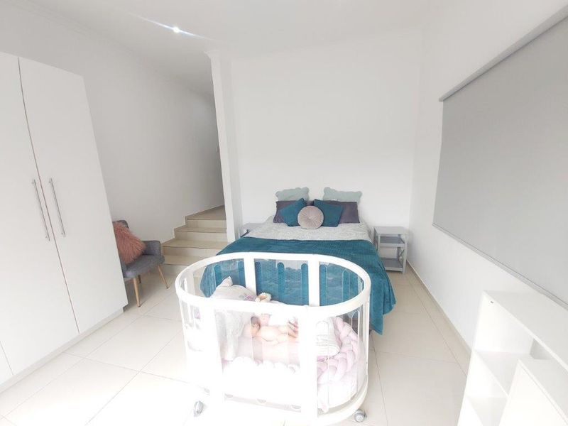 Hendra - Modern Family Home in a Peaceful Cul-De-Sac - Photo 5