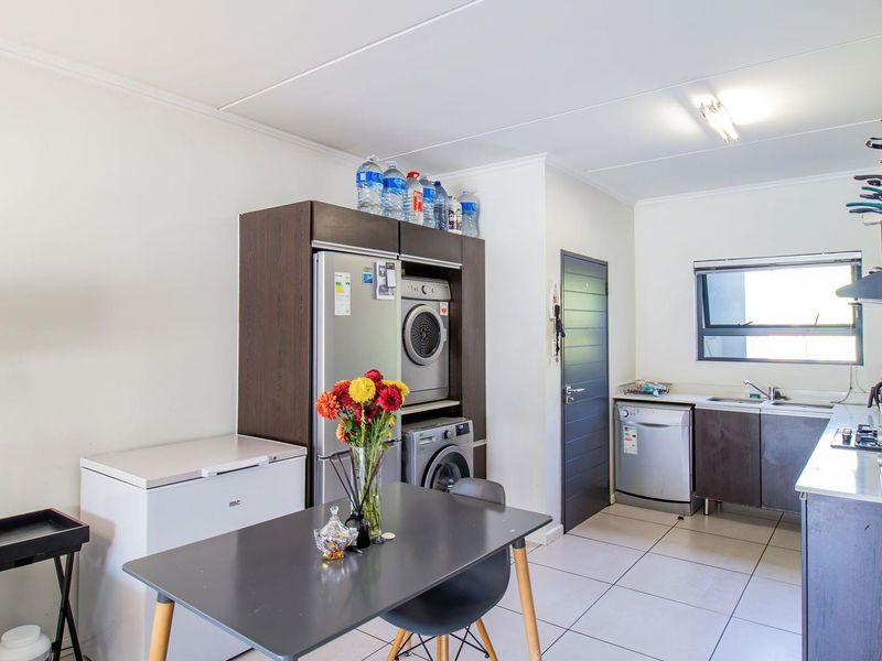 The William, offering secure and modern living in the heart of Fourways - Photo 8