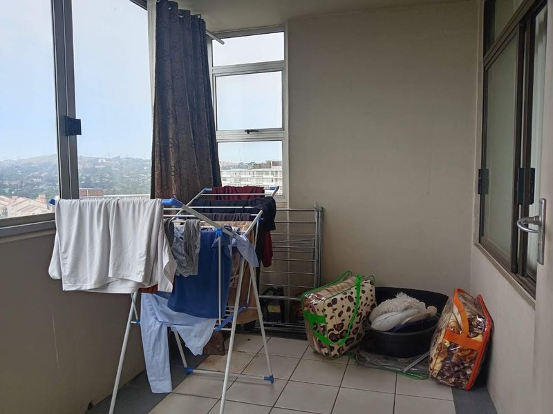 Three Bedroom, Two Bathroom Apartment For Sale - Photo 6