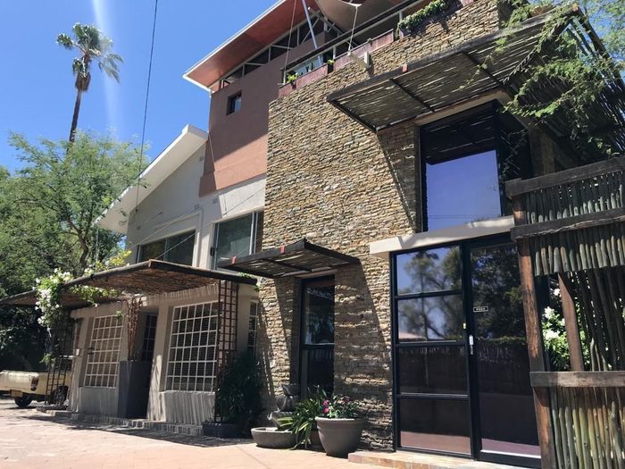 Property #2351891, House For Sale in Klein Windhoek