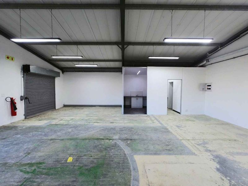 Mixed-Use Storage Unit Available For Rent - Montague Gardens - Photo 9