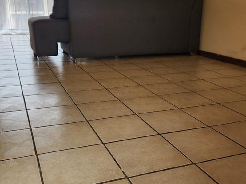 Apartment For Sale In Karenpark - Photo 2