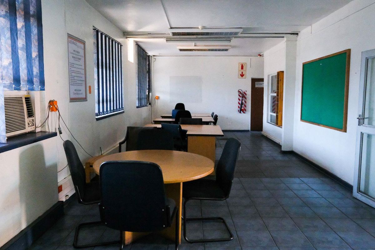 PRIME LOCATION - OFFICE BLOCK - HIGHVELD INDUSTRIAL PARK - Photo 3