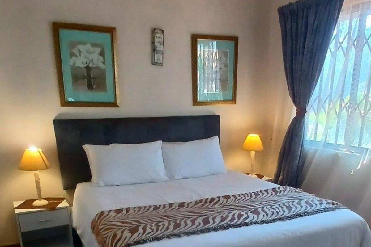 Prime location, perfect small family home - Photo 3