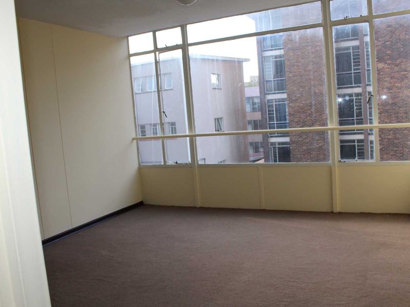 Bachelor Apartment | Louis Mansions, Sunnyside, Pretoria - Photo 9