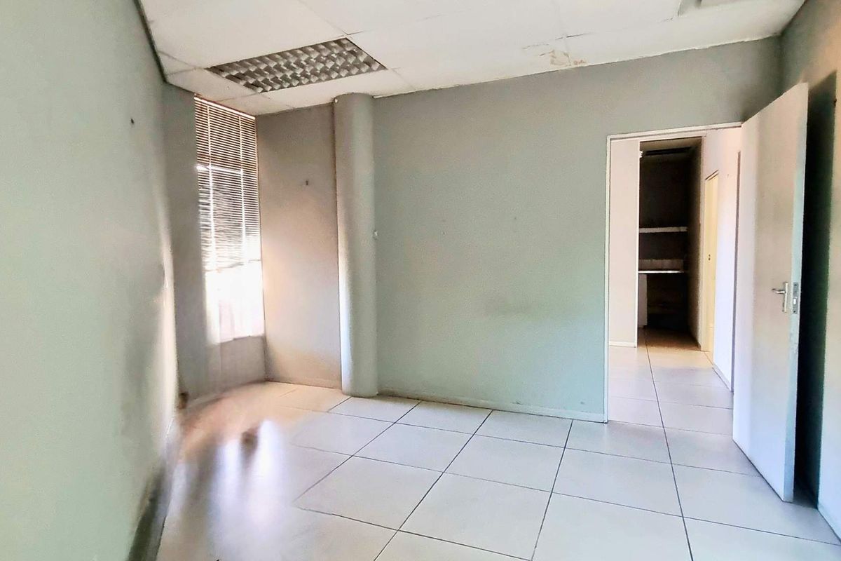 Commercial Space to Rent | Somerset Park - Value Rental, Fibre-Ready, Quick N2/M41 Access - Photo 4