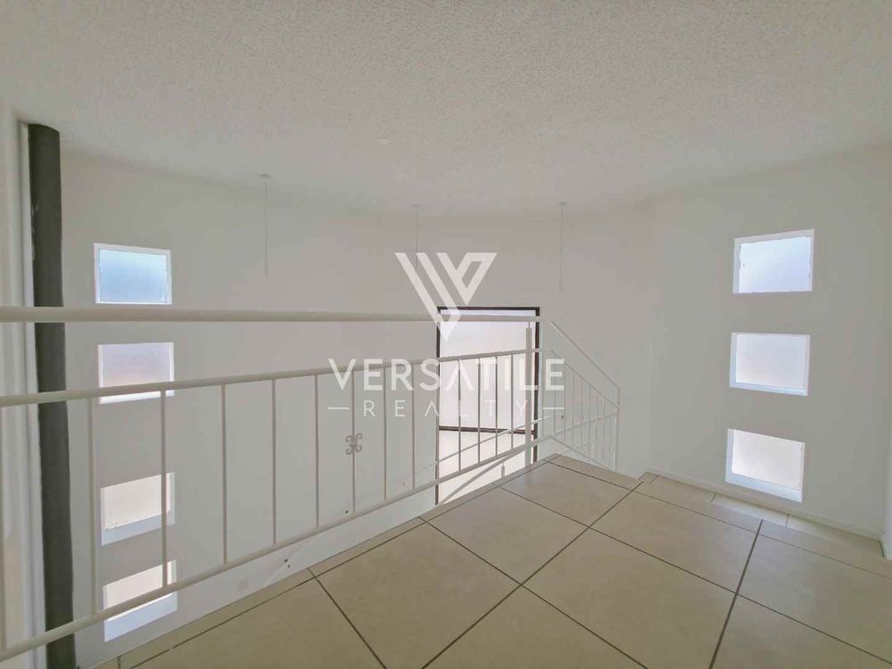 Staircase to first floor 18