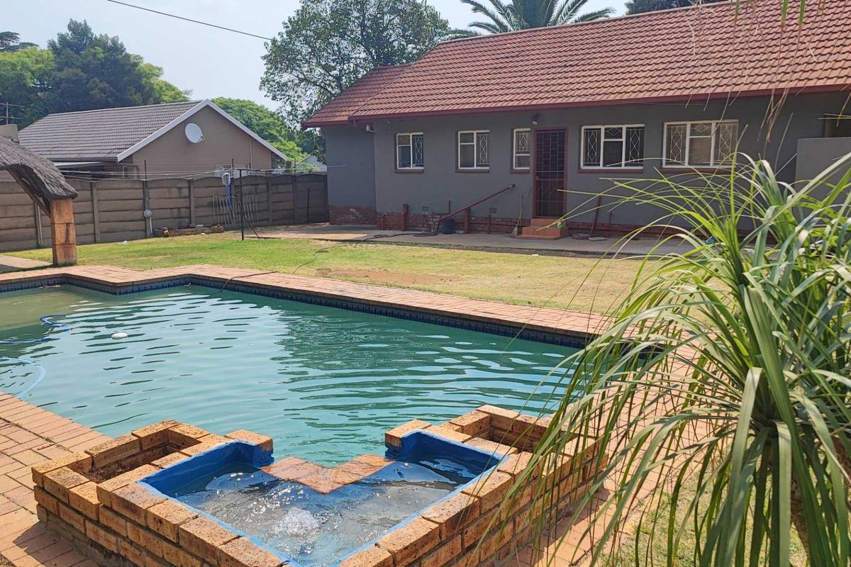 come view your next home - Photo 3