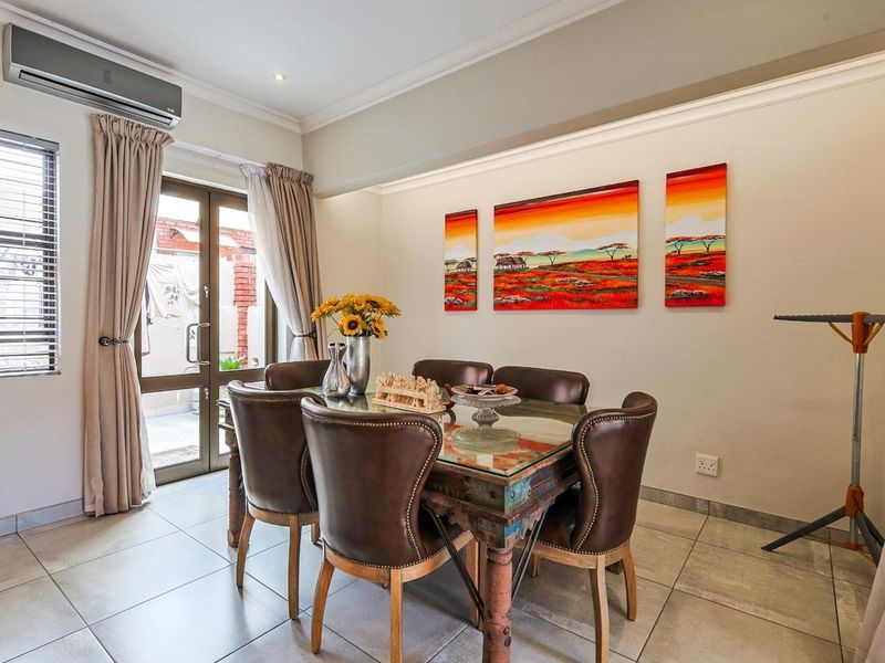 The New Classic: Uncompromised Self-Sufficiency - Photo 10