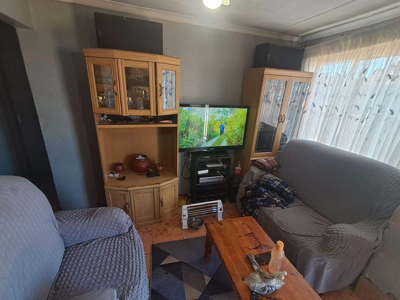 Exclusive Mandate In Soshanguve GG - Photo 10