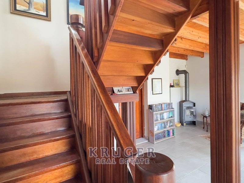 IN VINETA, A ONE-OF-A-KIND COASTAL FARMHOUSE - Photo 9