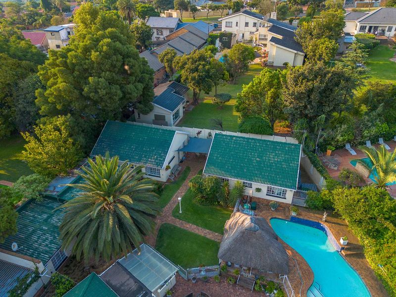 Prime Multi-Dwelling Estate: Invest & Earn! - Photo 4