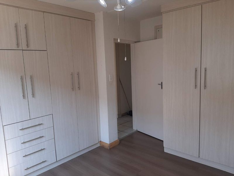 2 Bedroom Ground Floor Unit R620000 - Photo 8