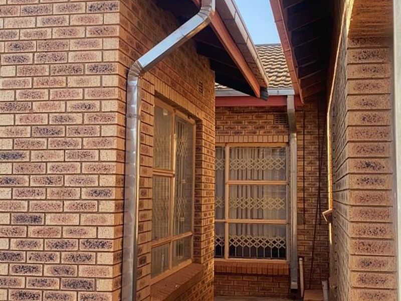 Dream home - Photo 3