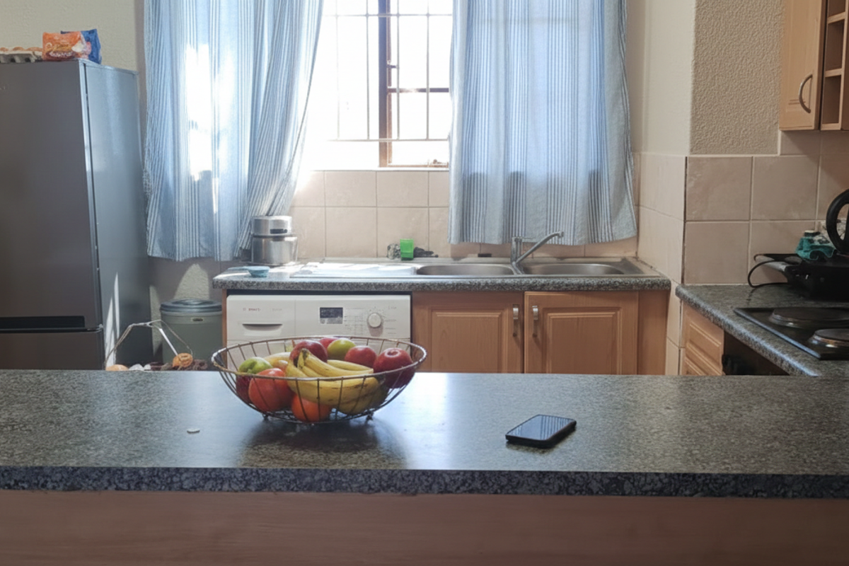 Cozy Midrand Living: Your Dream Apartment! - Photo 4