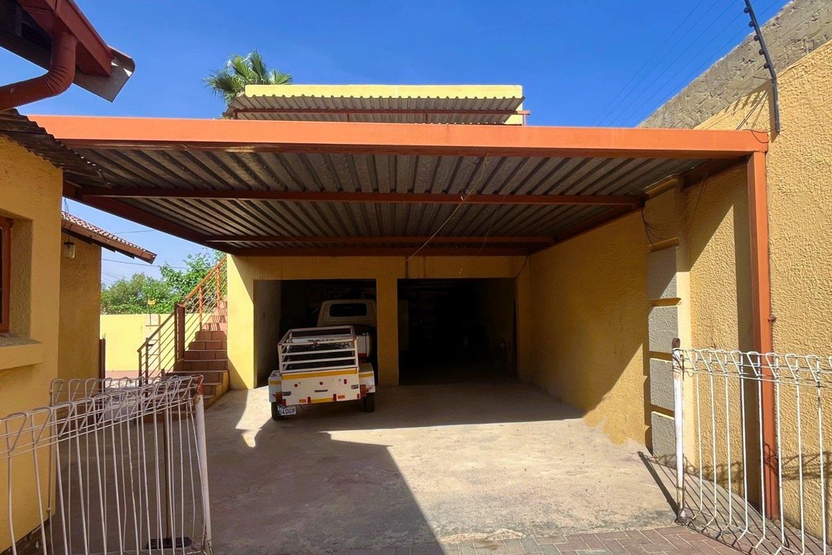 Spacious Family Home with Income-Generating Flatlet & Ample Parking in Prime Location - Photo 3