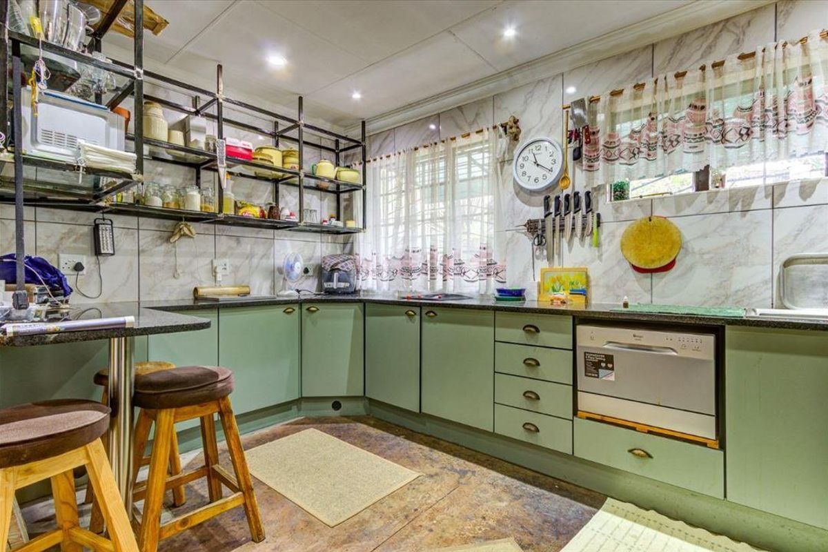 Charming Property in Comet with Flat - Close to EG Jansen and Concordia - Photo 2
