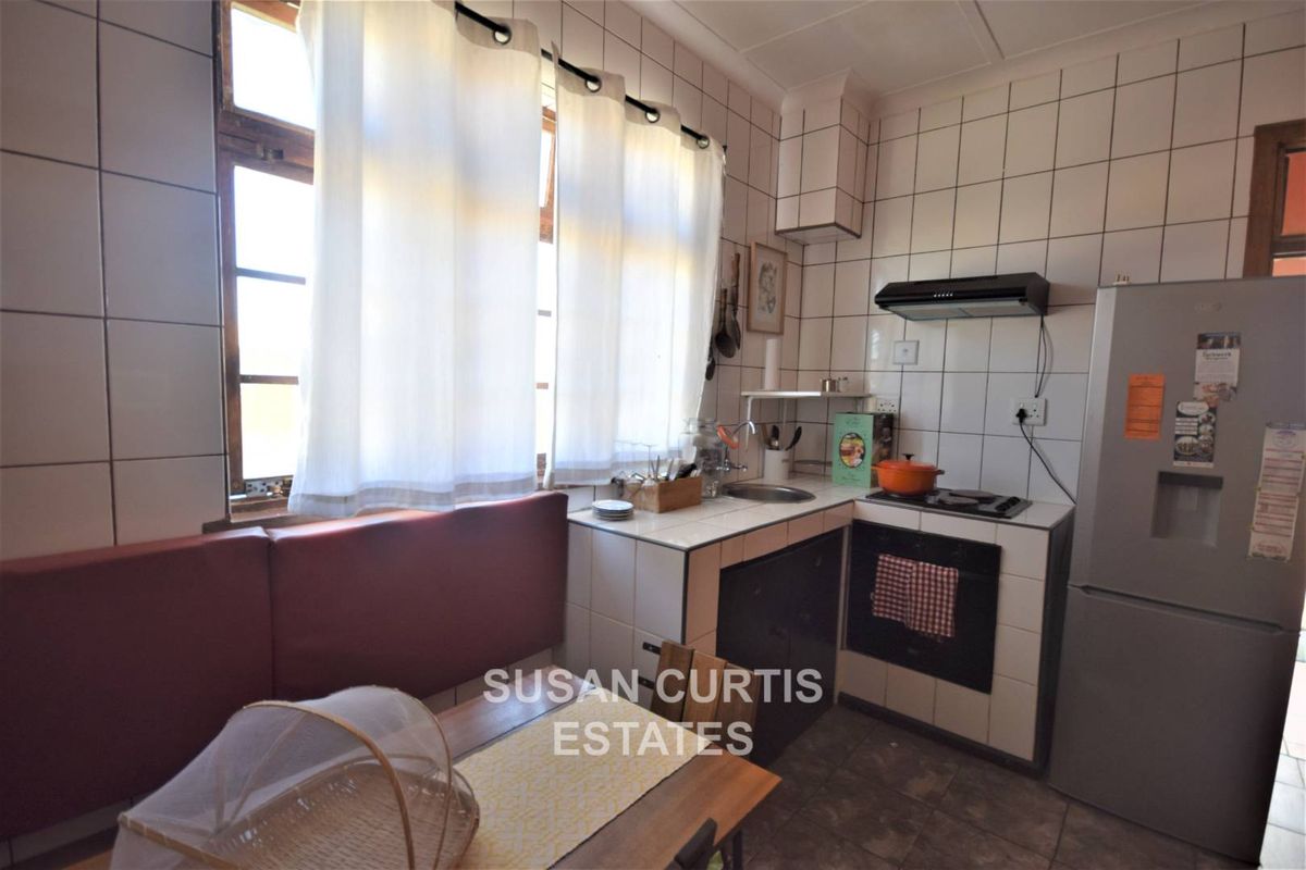 Property with Business Potential - Photo 3
