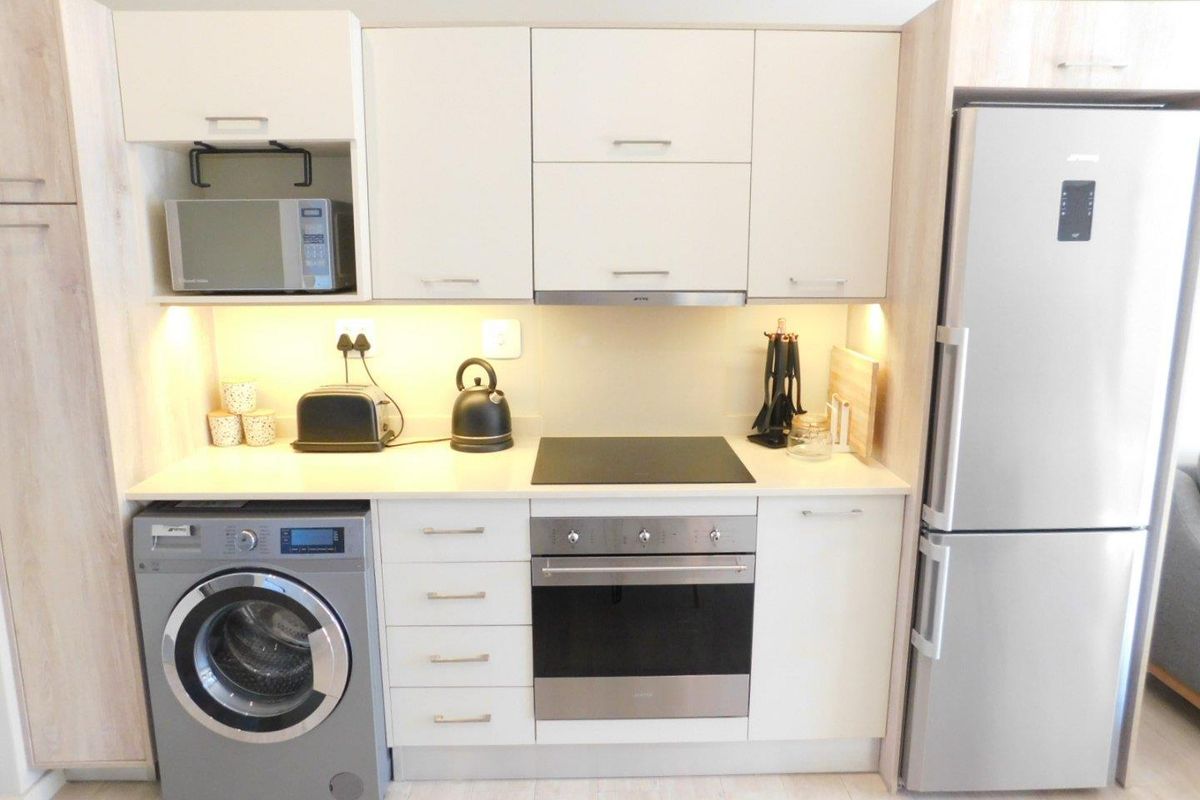 This lovely 2nd floor apartment of 76m2 is fully furnished. - Photo 4
