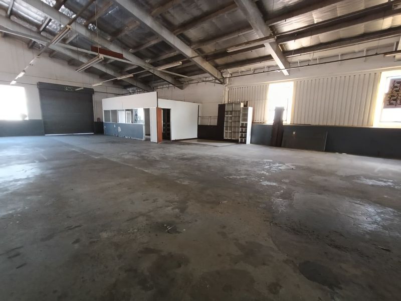 WAREHOUSE TO LET – IVY PARK, PINETOWN 617m2 | SUPERLINK ACCESS - Photo 7