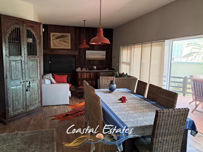 Exquisite Waterfront Home with Breathtaking Views - Photo 5