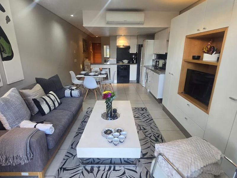 Luxury Fully Furnished Studio Apartment in the heart of Everything - Photo 1