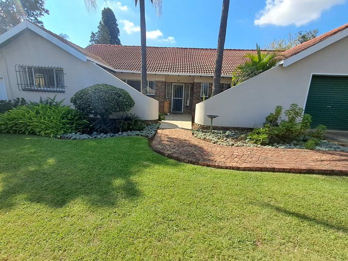 Property #2484996, House For Sale in Kilner Park