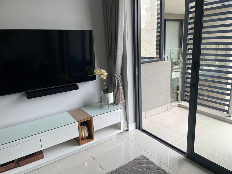 1 Bed Furnished Apartment for Rent in Houghton Estate - Photo 8