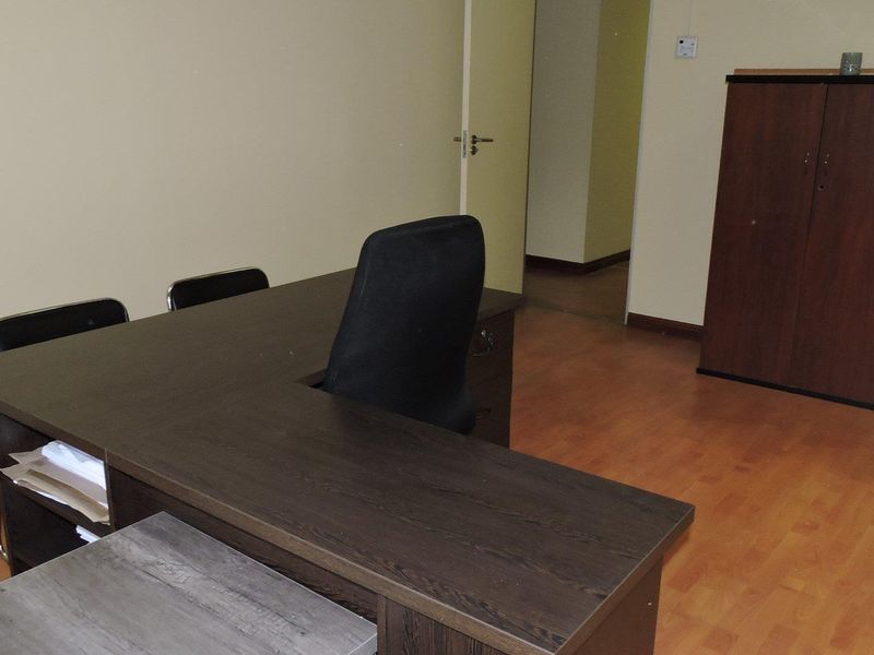 Executive Office Suite in Rivonia, Sandton - Photo 10