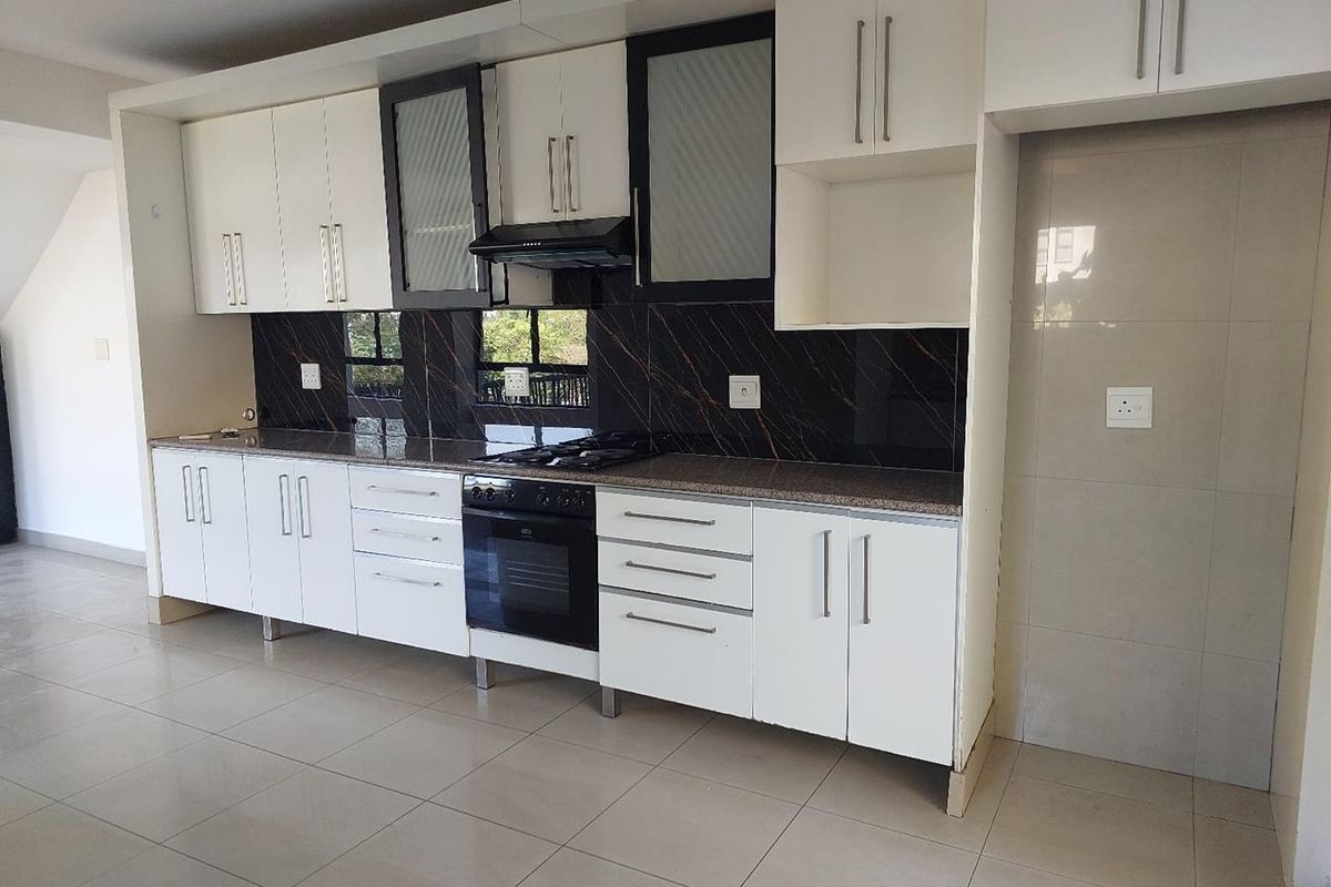 Modern Home For Rental in Palm Lakes Estate - Photo 2