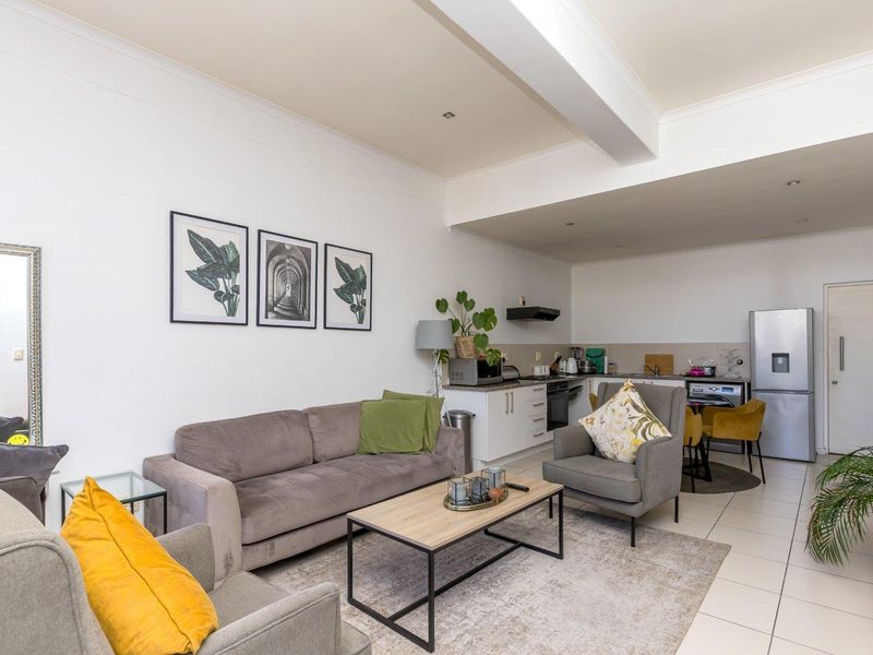 One Bedroom Air BnB Friendly. - Photo 2