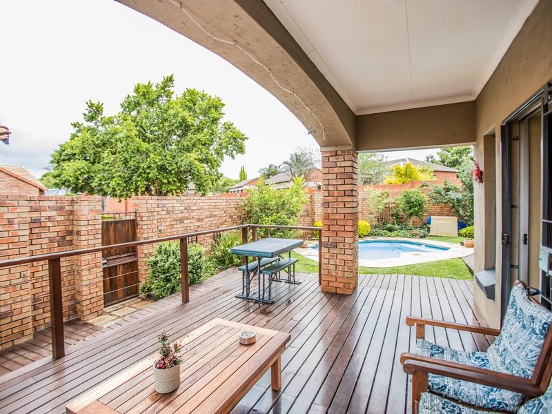 3 Bedroom Townhouse for rent in Mooikloof Ridge - Photo 9