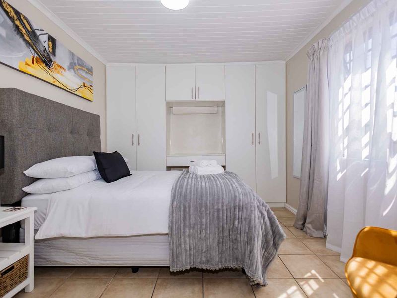 Urban Oaks Guest House - Photo 8