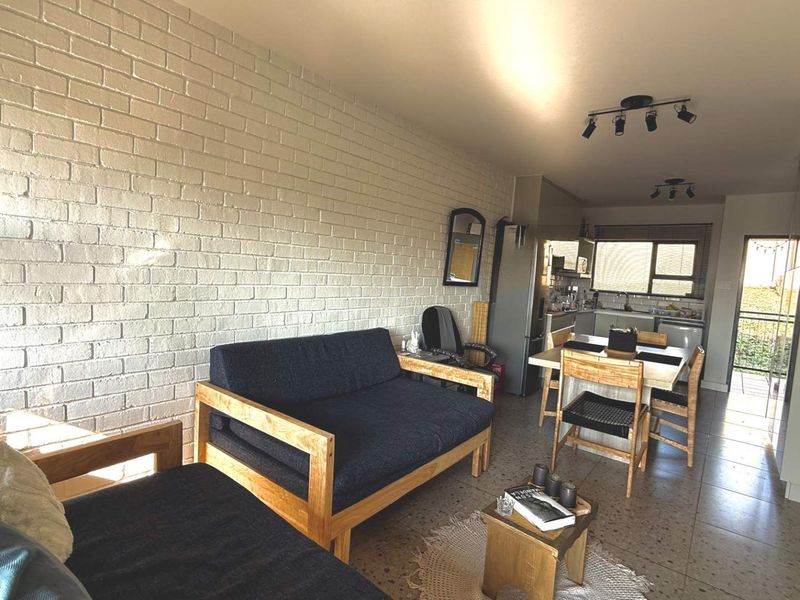 Modern 2-Bedroom Apartment – Ideal Starter Home or Investment Opportunity in Athlone, Pietermaritzburg - Photo 3