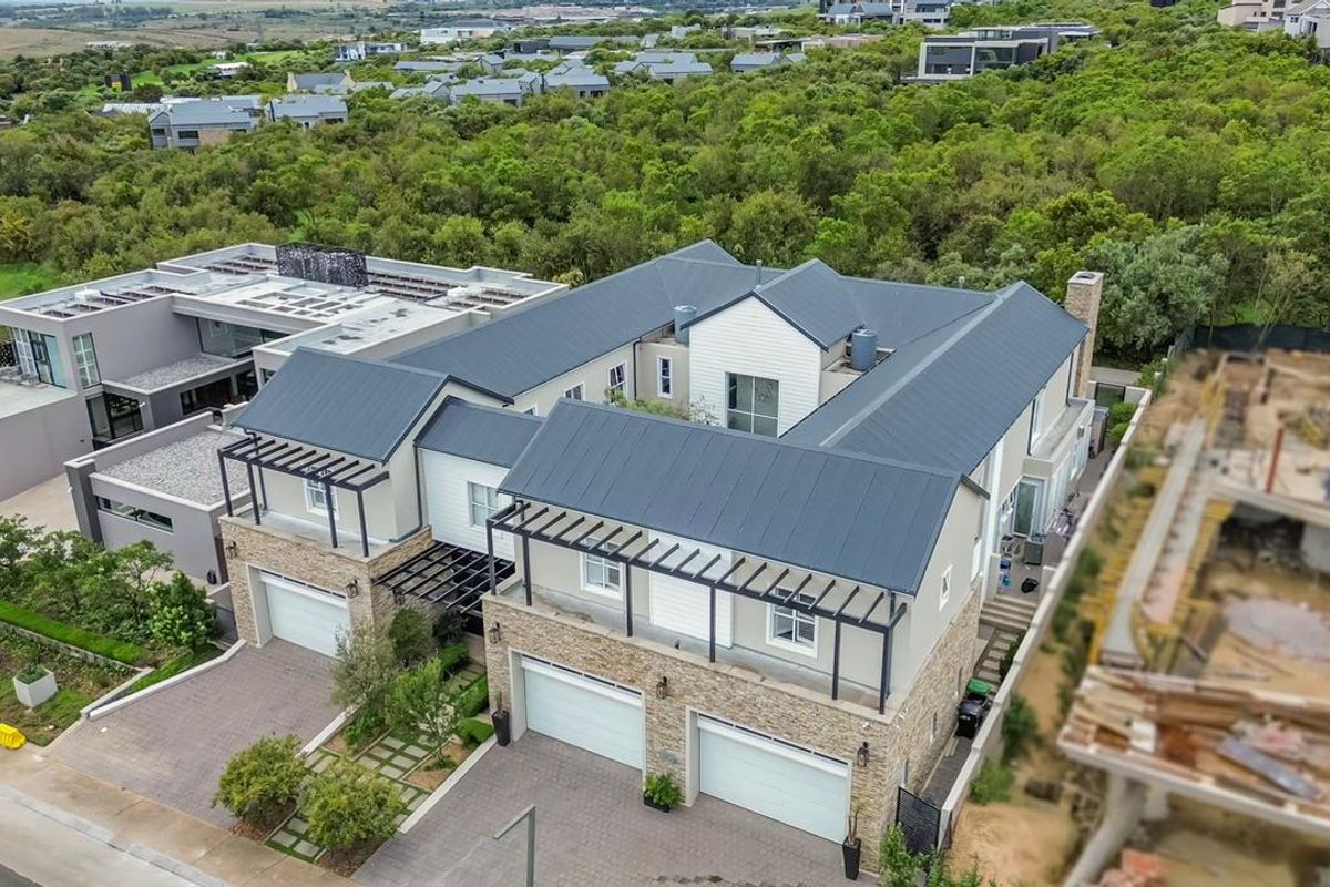 5 Bedroom House for Sale in Steyn City - Photo 2