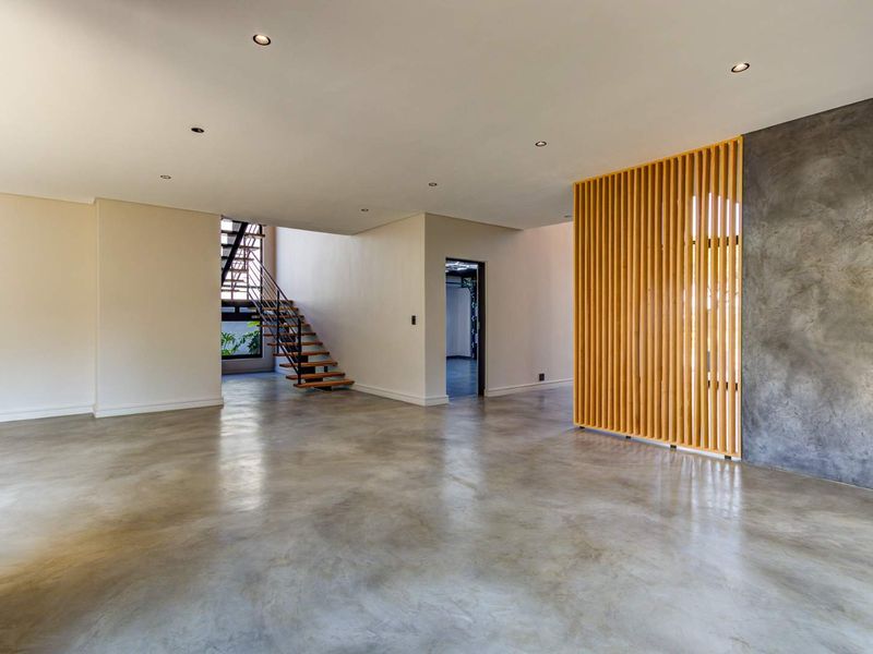 EXQUISITE DOUBLE STOREY HOME - Photo 6