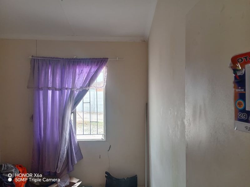 House for sale - Photo 2