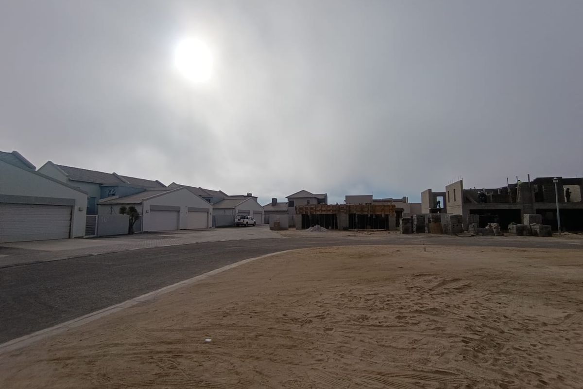 BRAND NEW DEVELOPMENT - PLOVER PARK - OCEAN VIEW - SWAKOPMUND - Photo 2