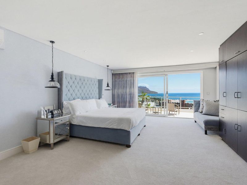 Ultra-Luxury Camps Bay Residence  - Walk to Glen Beach - Photo 5