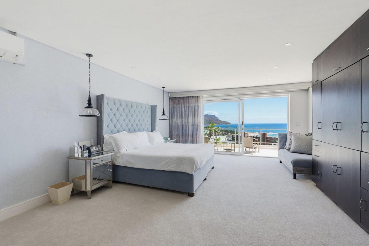 Ultra-Luxury Camps Bay Residence  - Walk to Glen Beach - Photo 5