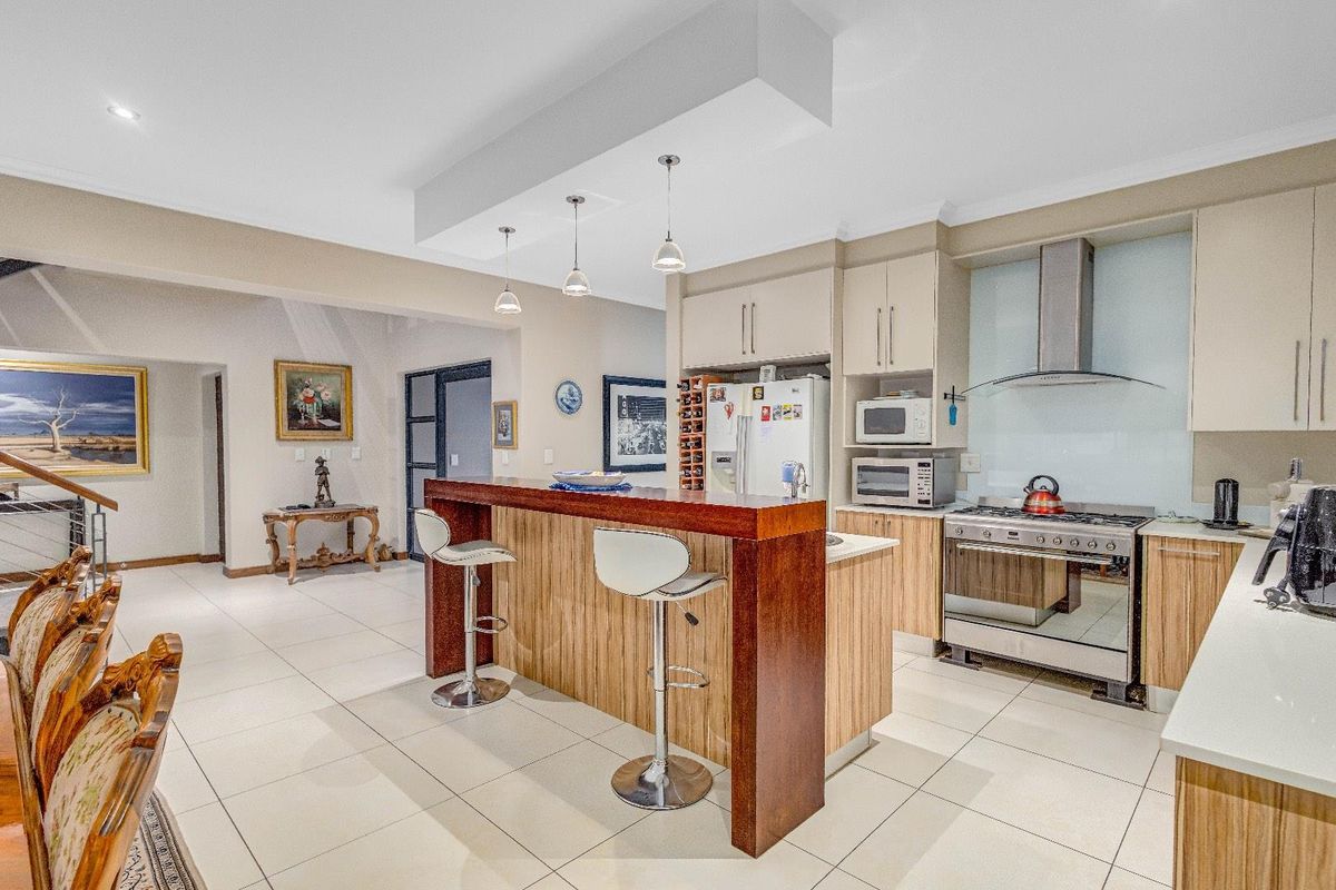 Modern Living in a Secure Lifestyle Estate - Photo 4