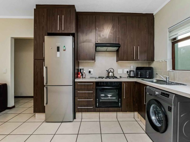 Charming 2-Bedroom 1 Bath Garden Apartment for Sale - Photo 5