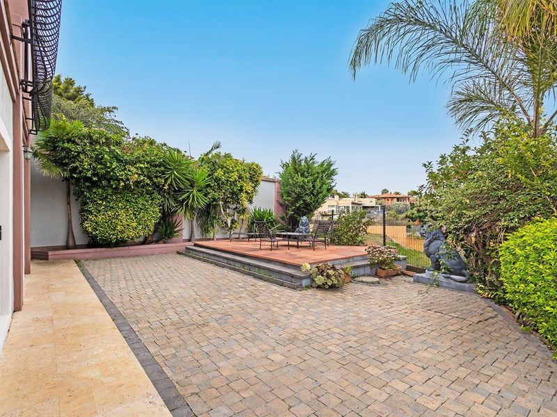 Discover the Ultimate in Exclusive Luxury and Privacy: Majestic Tuscan Mansion with Panoramic Views - Photo 6