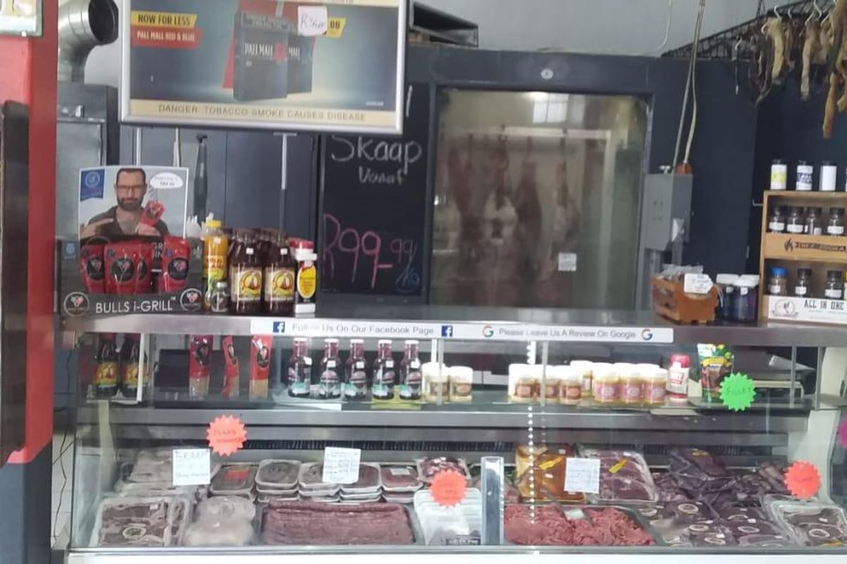 FULLY EQUIPT BUTCHERY . VERY WELL ESTABLISHED.  31 YEARS UP AND RUNNING.  LOJAL CLIENT BASE. - Photo 4