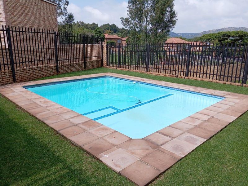 Embrace Modern Living Near Curro Wilgeheuwel! - Photo 3