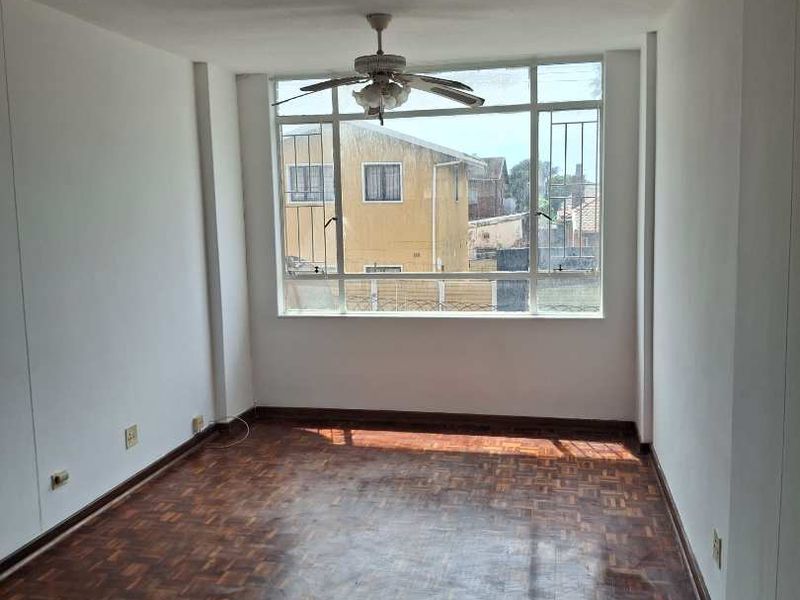 Invest in Bulwer: Cozy 2-Bedroom with Rental Income Potential - Photo 7