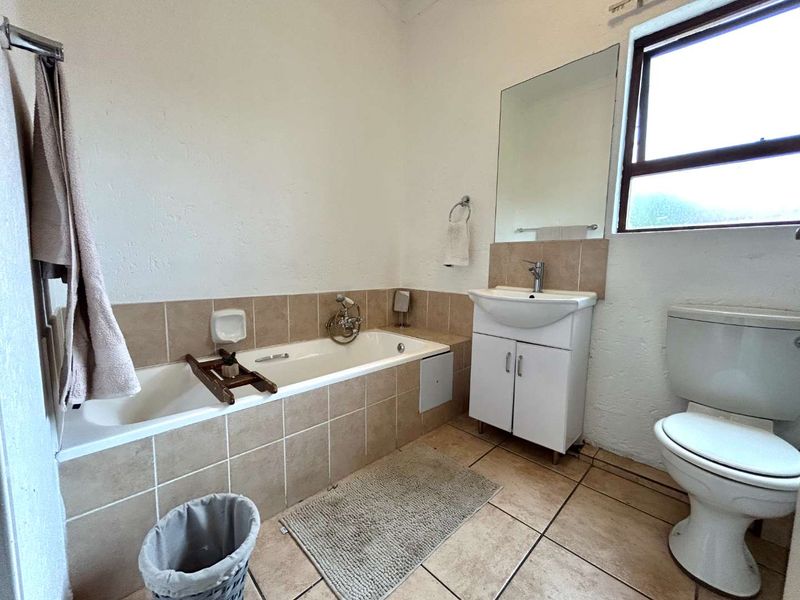 Lovely 1 bedroom, 1 bathroom 1st floor apartment avaiable in Paulshof - Photo 10