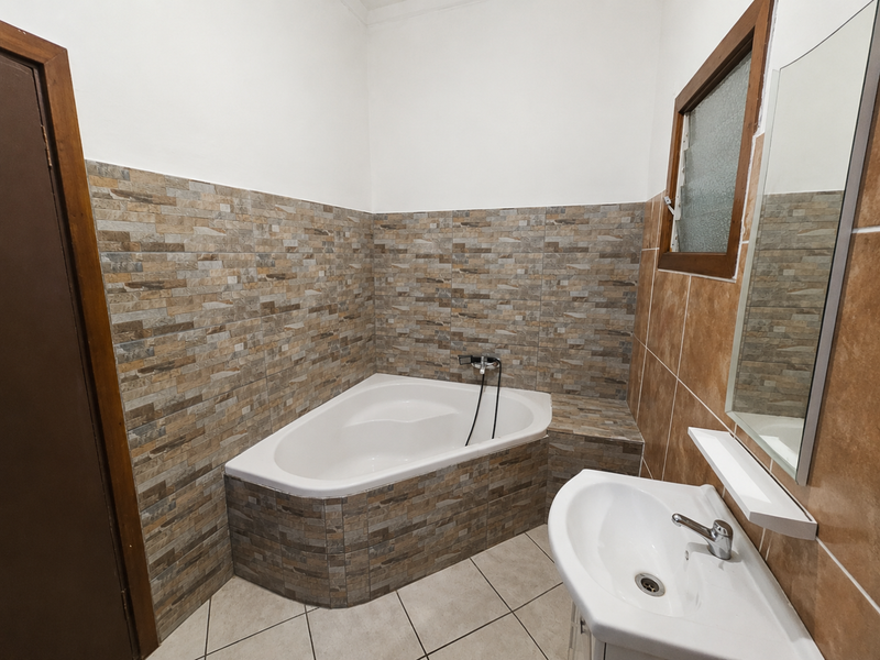 2-Bedroom Apartment in the Heart of St Lucia Estuary – iSimangaliso Wetlands Park. - Photo 6