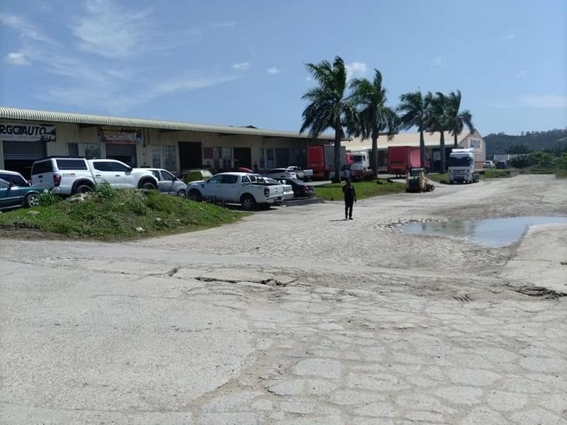 Ideal Location for Your Business on Main Harding Road! - Photo 3